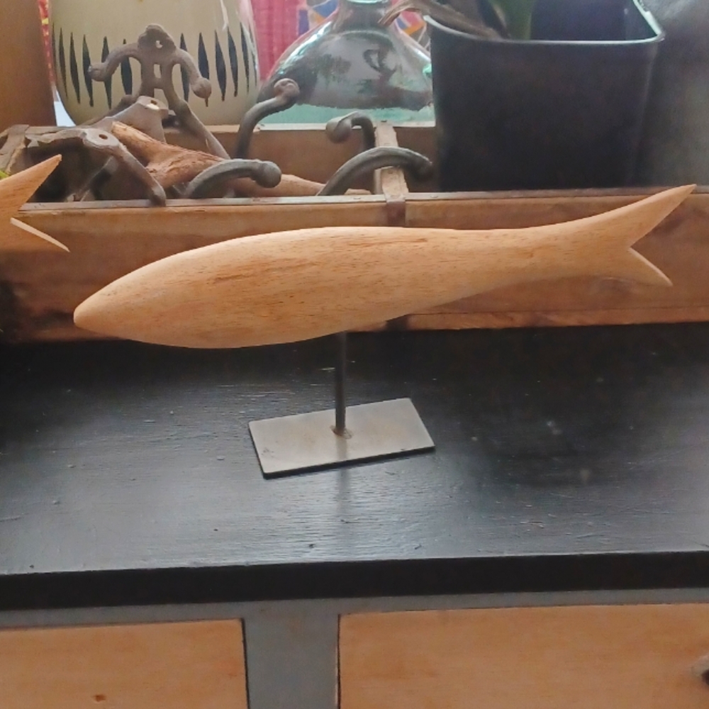 Wooden Fish Sculptures - Natural Brown - Picture 4 of 16